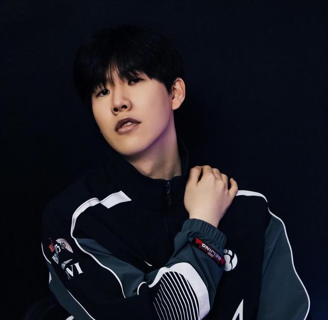 MaiL09赢得FACEIT第六赛季，结束了donk的连胜纪录