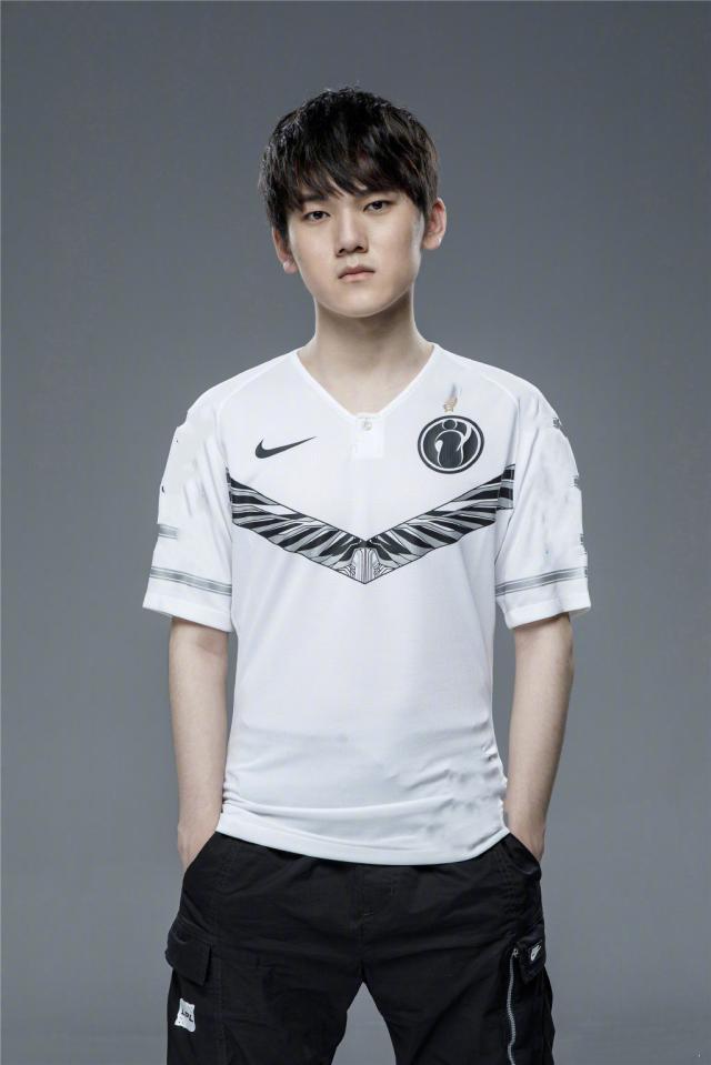 B8 、 mouz NXT 和 GamerLegion 收到了CCT第二季欧洲系列赛8季后赛的邀请