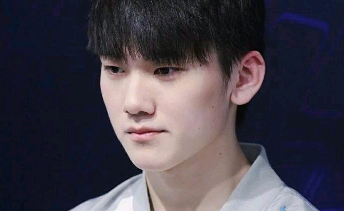 WBG官方：中单Angel离队成为自由人