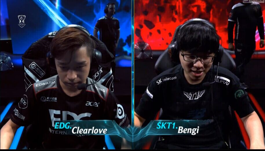 高跟+短裙就是好评！美女选手沫子晒照：再不拍我就老了~~