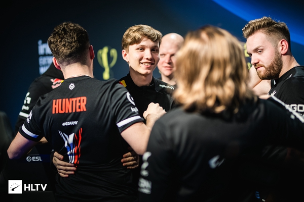 NRG Esports 官方将 Verno 和 bonkar 放入替补名单；