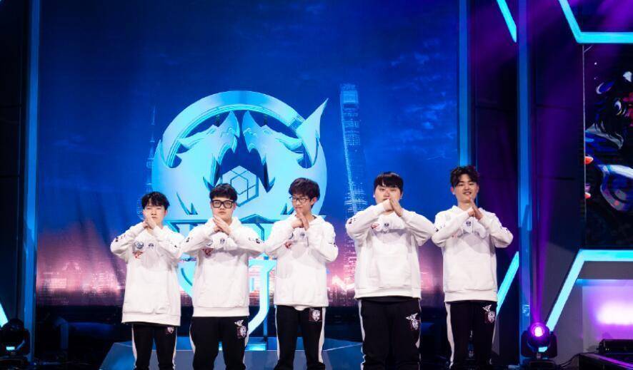 FlyQuest , G2 Esports , 和 Hanwha Life Esports 在 2025 年全球总决赛中获得第二场胜利