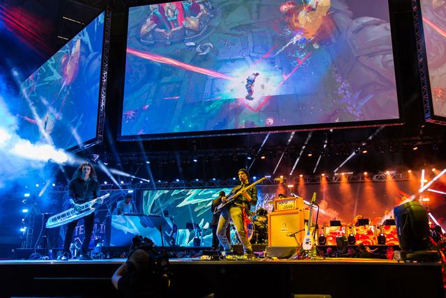 LNG官博更新：对阵IGY赛场返图